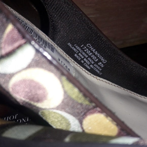 Shoes - Picture 4 of 5